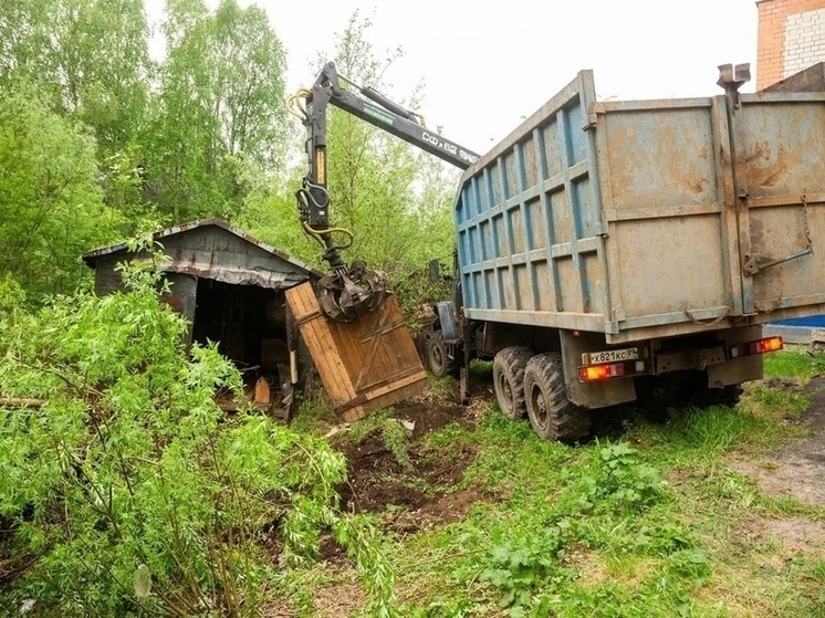 Архангельск продолжают очищать от самостроев