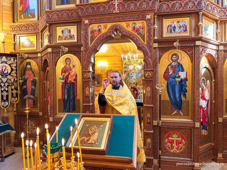В православных храмах Бурятии прошли молебны о здравии митрополита Иосифа