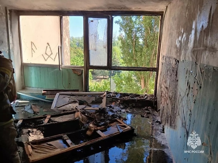 В Волгодонске при пожаре из многоэтажки эвакуировали 8 человек
