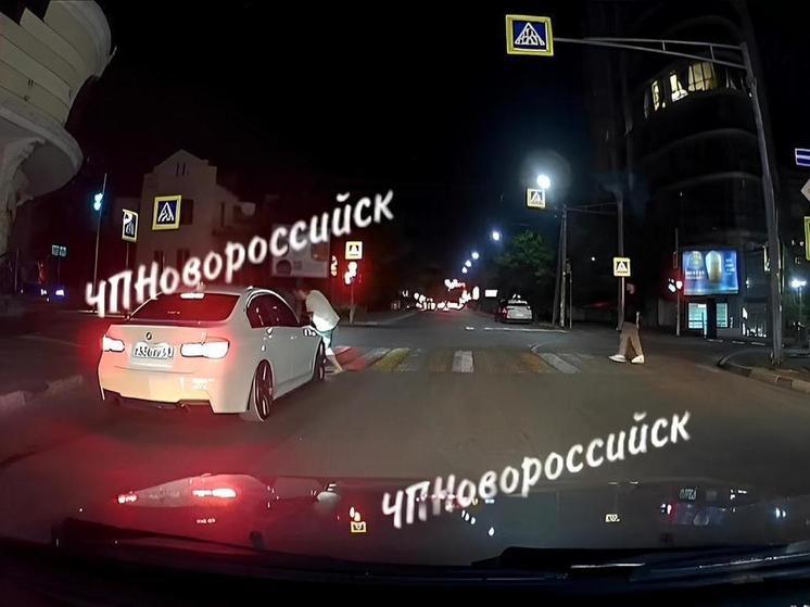 В Новороссийске полиция начала проверку по факту избиения пешехода