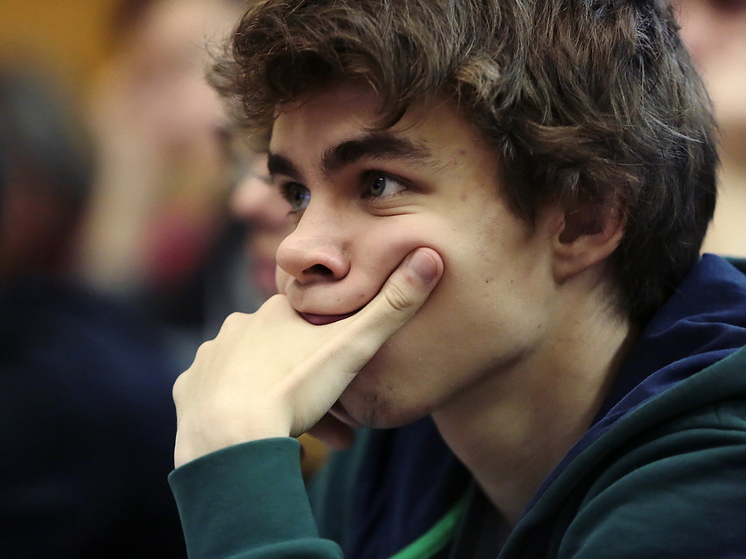 Ценз при приеме в 10 класс: «профиль» в законе