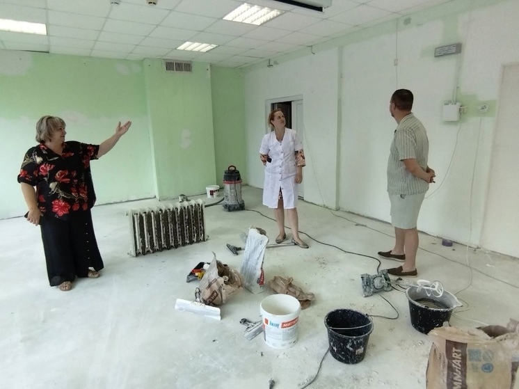 Благодаря депутату Юнанову в селе Измайловка отремонтируют актовый зал
