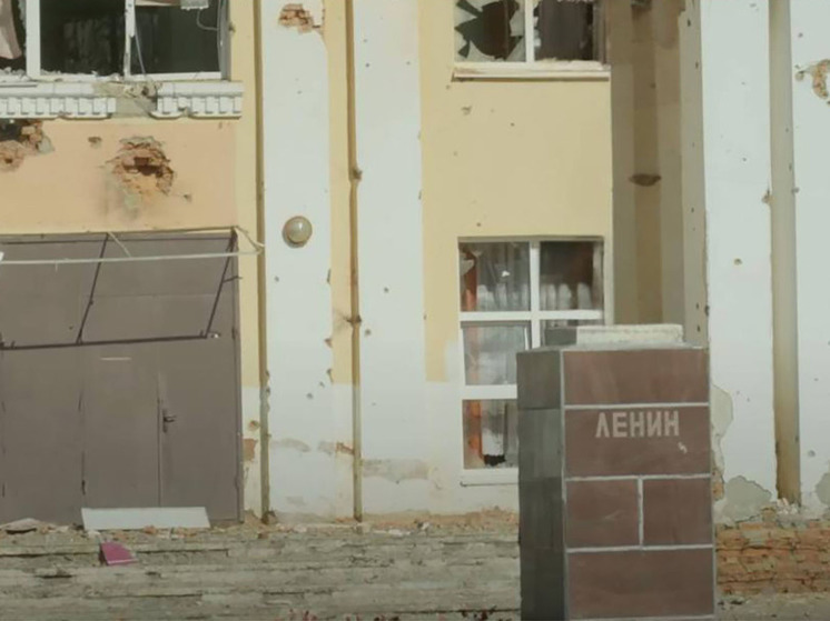 Минкульт Украины опубликовал фото снесенного памятника Ленину в Судже