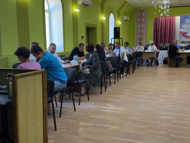 Жители двух сел Каховского округа пообщались с представителями главы Херсонщины