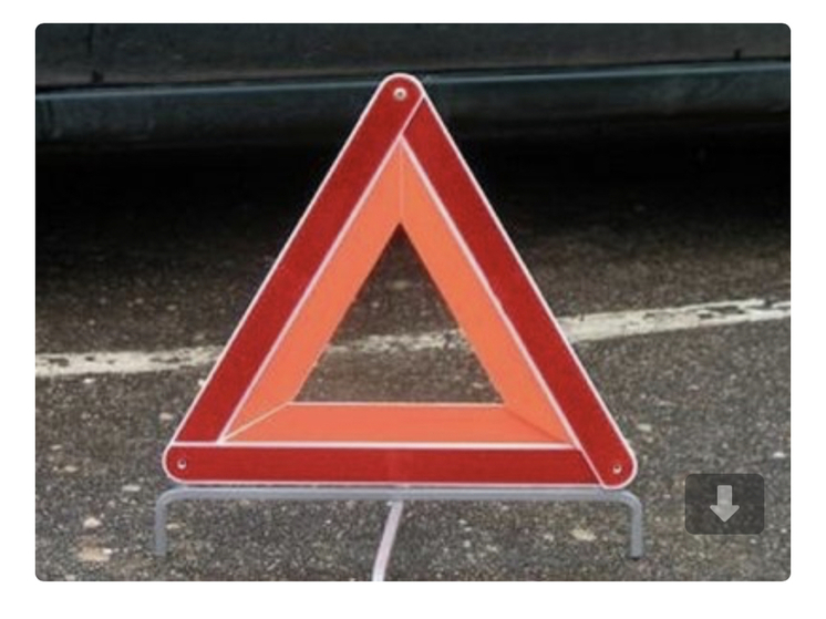 В Смоленске опрокинулся трактор