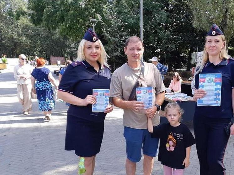 В Смоленске полицейские провели профилактическую акцию «Безопасные окна»