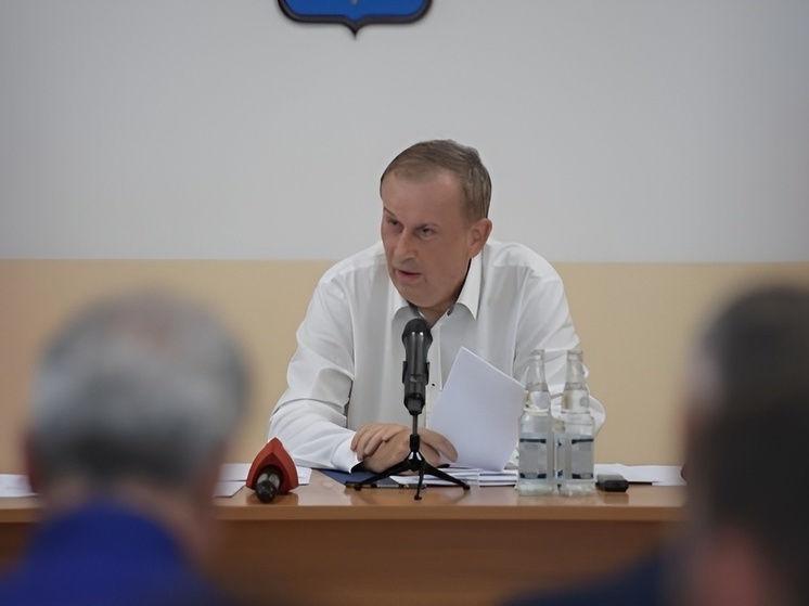 Александр Дрозденко представил план решения проблем Волховского района
