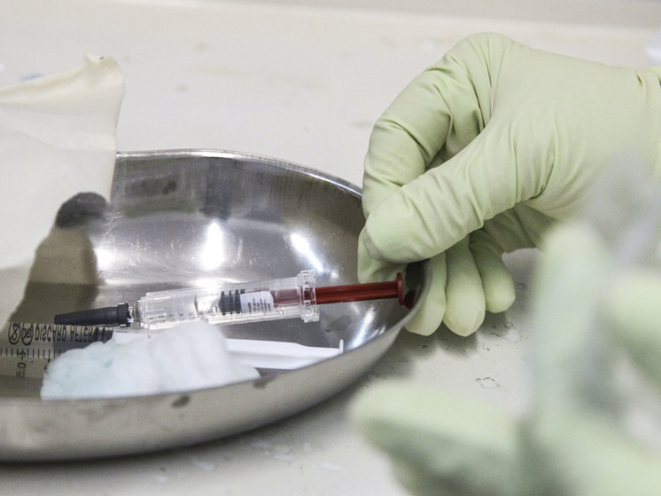 The Daily Telegraph: 14 тысяч британцев обратились за компенсацией из-за осложнений от вакцин