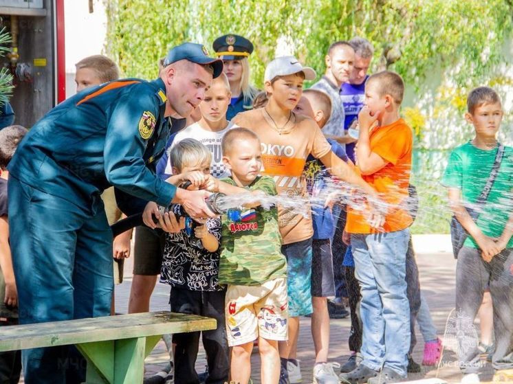 Для ребят из Курской области провели день пожарной безопасности