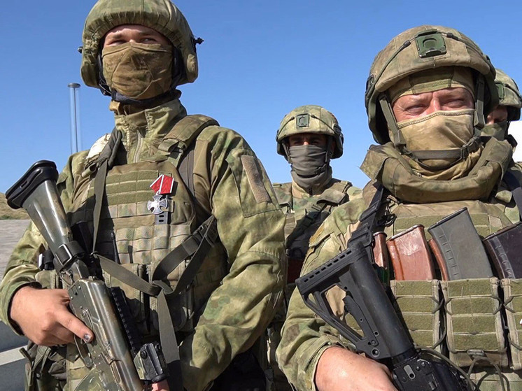 Российские войска взяли под контроль село Свиридоновку под Красноармейском