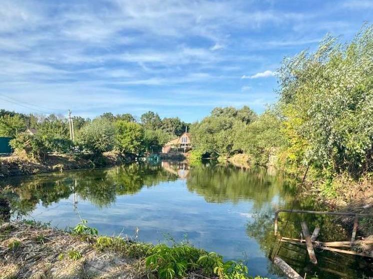 В Белгороде на улице Сосновка очистили водоем