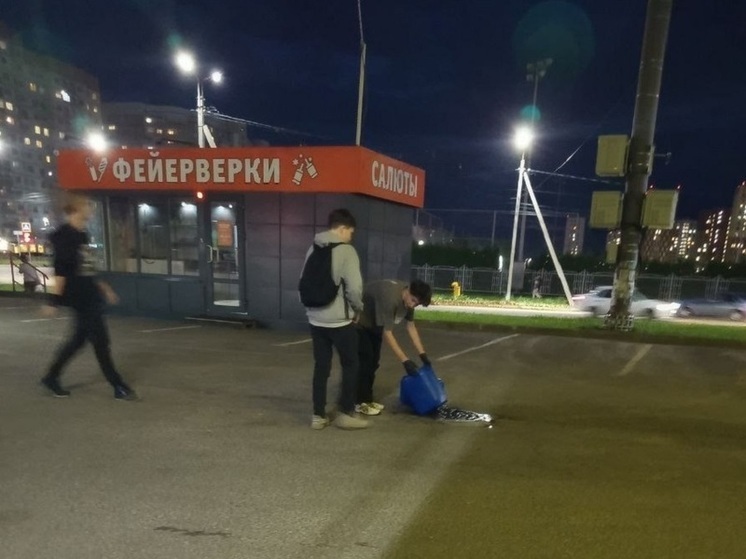 В Ярославле в ливневки сливают масло для фритюра