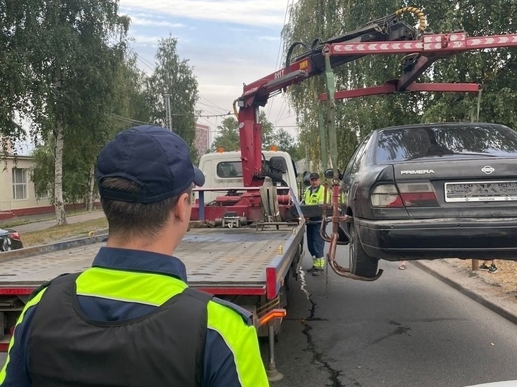 Чертова дюжина водителей осталась без машин в Петрозаводске