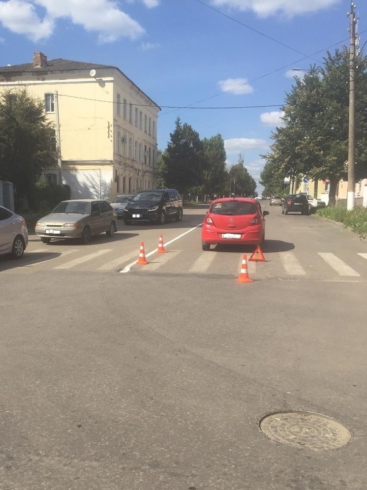 В Орловской области на пешеходном переходе сбили девочку