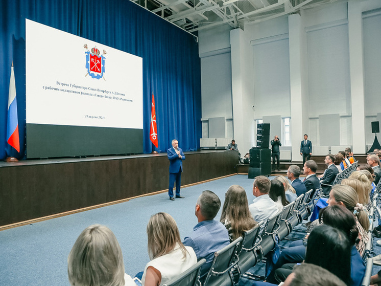 Беглов заявил, что Петербург реализует проект «Серебряный возраст» вместе с «Ростелекомом»