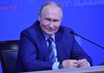 Президент России Владимир Путин в понедельник подписал указ об оказании гуманитарной поддержки лицам, разделяющим традиционные российские духовно-нравственные ценности