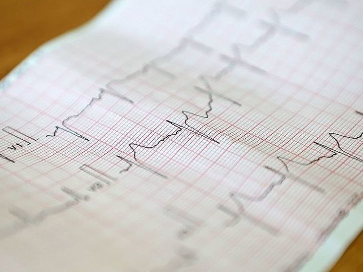Кардиолог назвала стресс и генетику причинами возникновения сердечного приступа