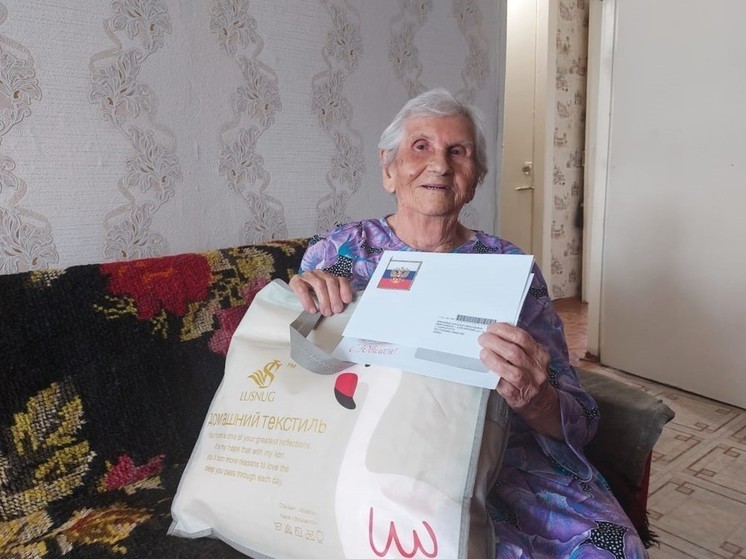 Путин поздравил со 100-летним юбилеем долгожительницу из Хакасии Наталью Шабалину