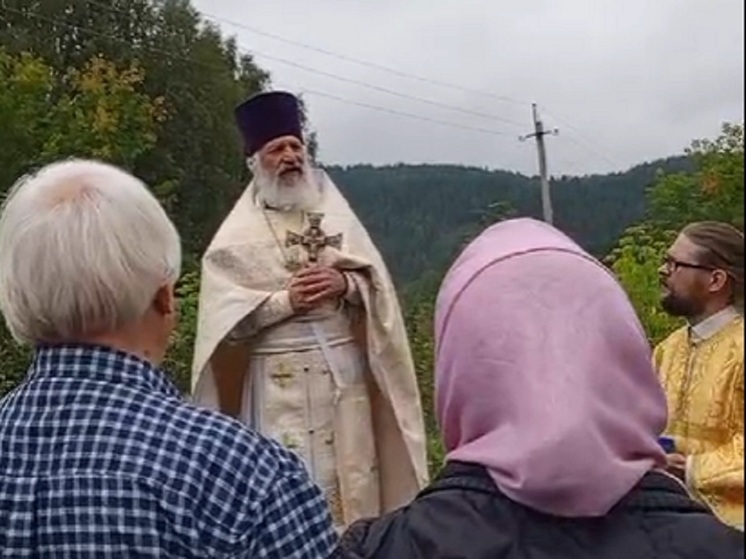 В юбилей самого западного свердловского села освятили место для строительства церкви