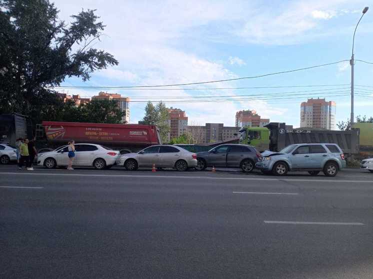 В Новосибирске у четырёх маршруток появится новая остановка
