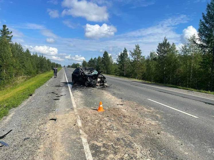 В Губкинском легковушка влетела в грейдер