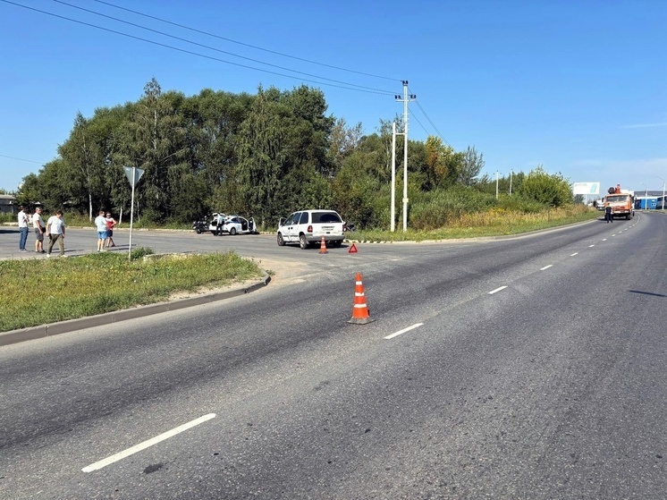 В Орле мотоциклиста госпитализировали после столкновения с иномаркой