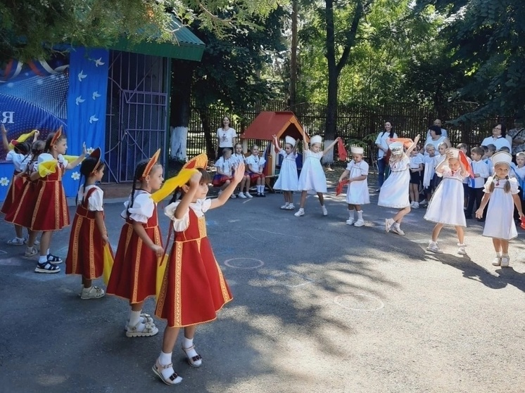 В Краснодаре прошли мероприятия, посвященные Дню Государственного флага