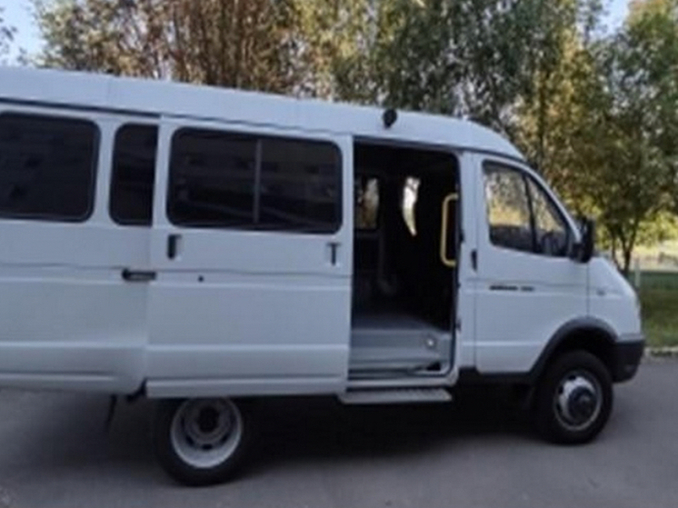 Орловский геронтологический центр получил новый автобус