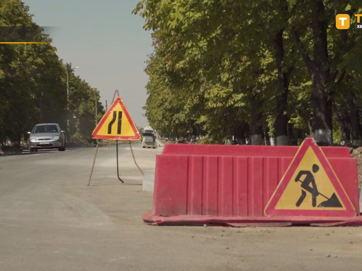 На центральной улице Чаплынки уложили почти пять километров нового асфальта