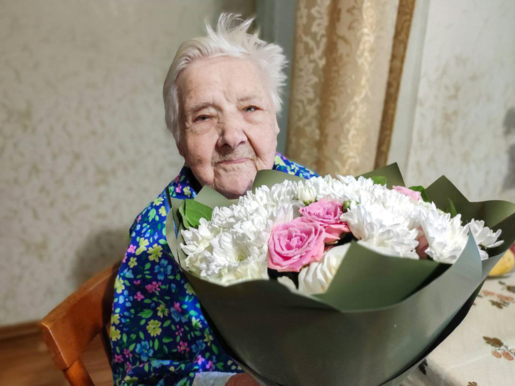 Ветеран из Тверской области Антонина Журкова отмечает 102-летие