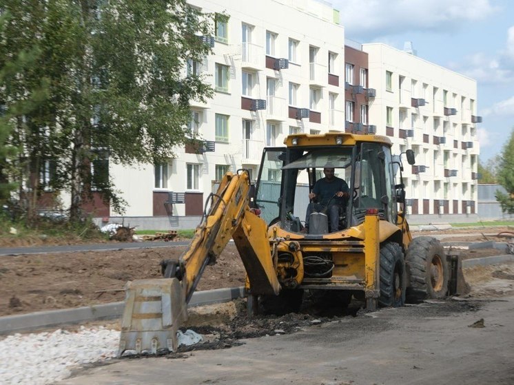 Работы по ремонту дорог продолжаются в Серпухове