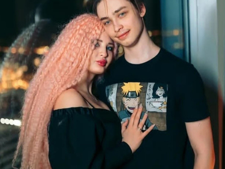 Психолог Барабанов: сын Тарзана и Королевой мог жениться на стриптизерше из-за ее раскрепощенности