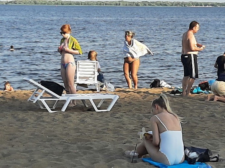 Прокуроры сделали платный пляж под Саратовом бесплатным