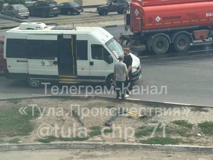В Туле «Фиат» сбил мужчину на самокате