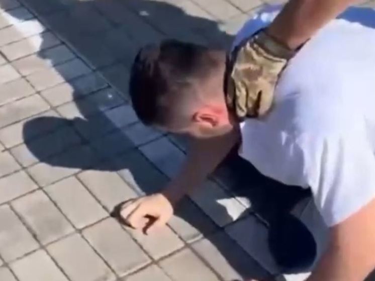 В Кингисеппском районе росгвардейцы и пограничники задержали иностранцев-нелегалов