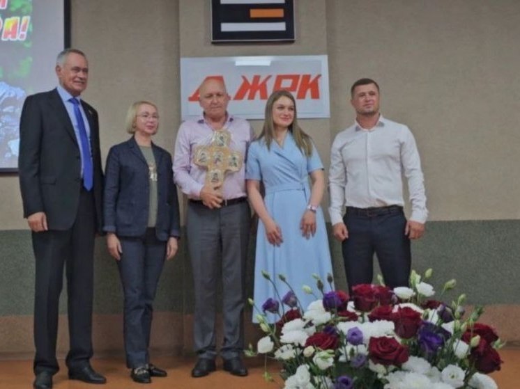 На Запорожье поздравили с Днём шахтёра работников Днепрорудненского железорудного комбината
