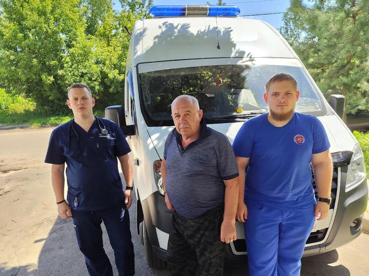 Орловские медики спасли жизнь упавшему с третьего этажа ребенку