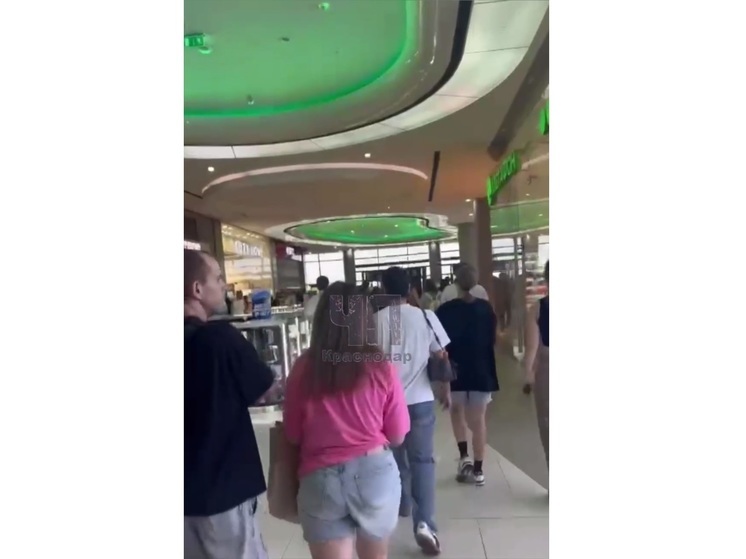 В краснодарском ТЦ Oz Mall эвакуировали посетителей