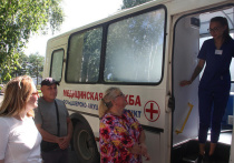 Более 45 тысяч жителей Алтайского края получили медицинскую помощь в мобильных фельдшерско-акушерских пунктах (ФАП). Такие объекты здравоохранения работают в отдаленных малых селах, где нет стационарного ФАПа.