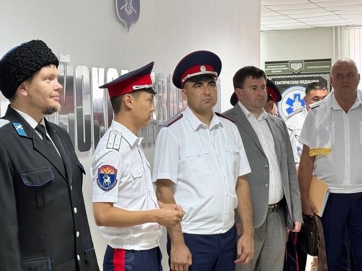 В Калмыкии казачью молодежь будут готовить к службе в армии