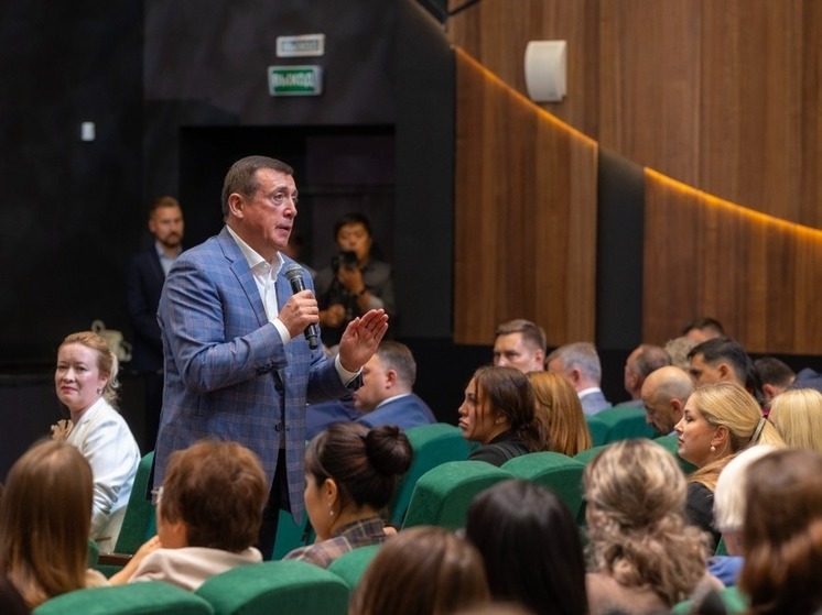 Дальневосточная ипотека стала доступна педагогам Сахалина и Курил вне зависимости от стажа работы