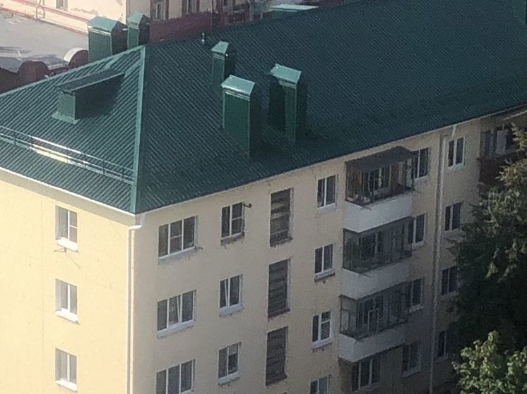 В Орловской области капитально отремонтировали 49 крыш многоэтажек