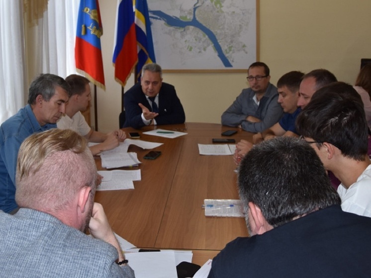 Костромские власти потребовали от подрядчиков засыпать все раскопы возле школ