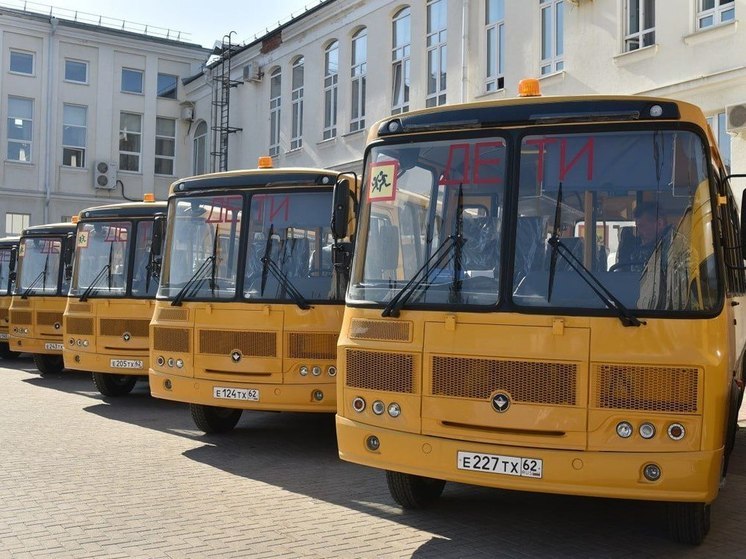 До конца года школы Рязанской области получат 50 новых автобусов