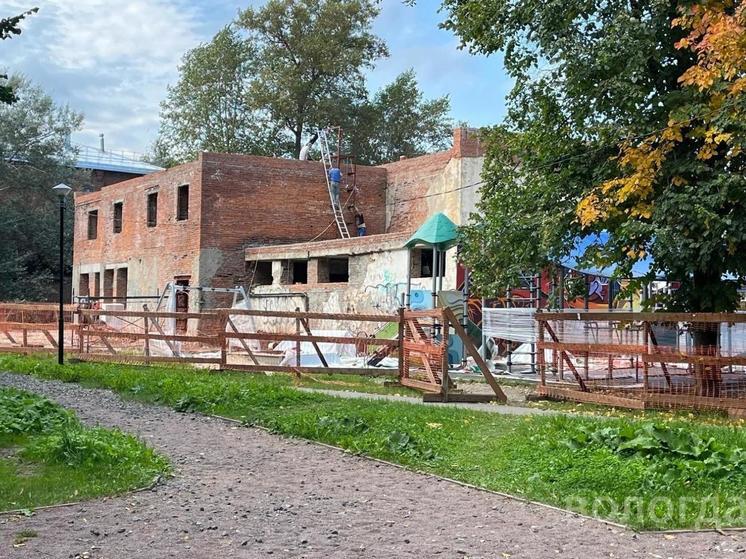 Здание Школы креативных индустрий в Вологде закончат ремонтировать в ноябре