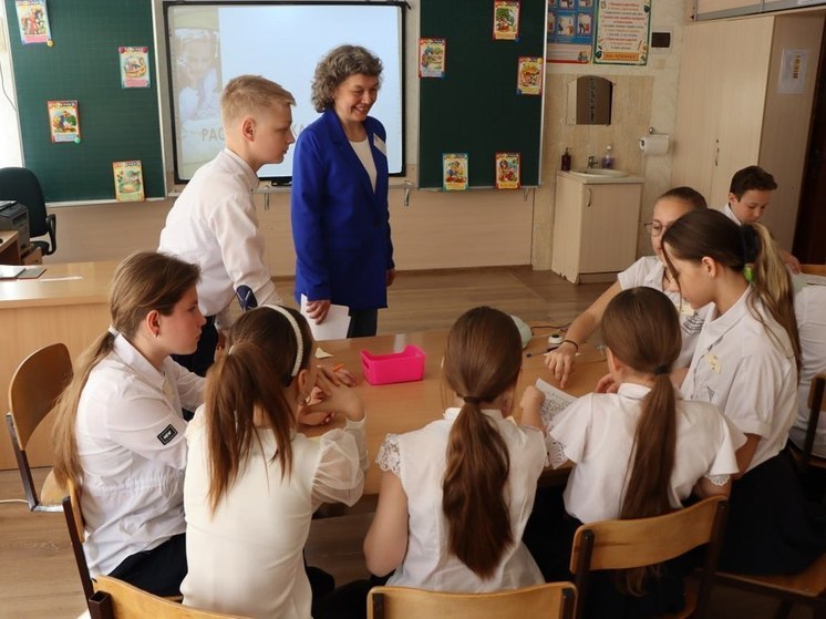 Анна Минькова: «Ежегодно на Кубани на различные меры поддержки педагогов направляется около 9 млрд рублей»