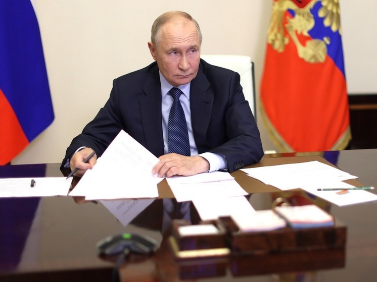 Путин поручил профинансировать тероборону Курской области