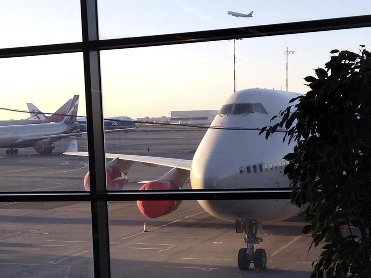 Врач из Подмосковья спасла женщину в самолете