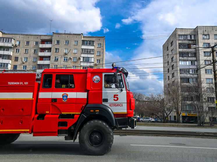 В южноуральском городе мужчина едва не погиб из-за светильника