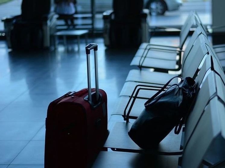 В Орловской области с начала года около 45 тысяч раз ограничивали выезд должников за границу